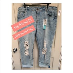 🦋NEW WITH TAGS🦋 Old Navy Boyfriend Fit 16